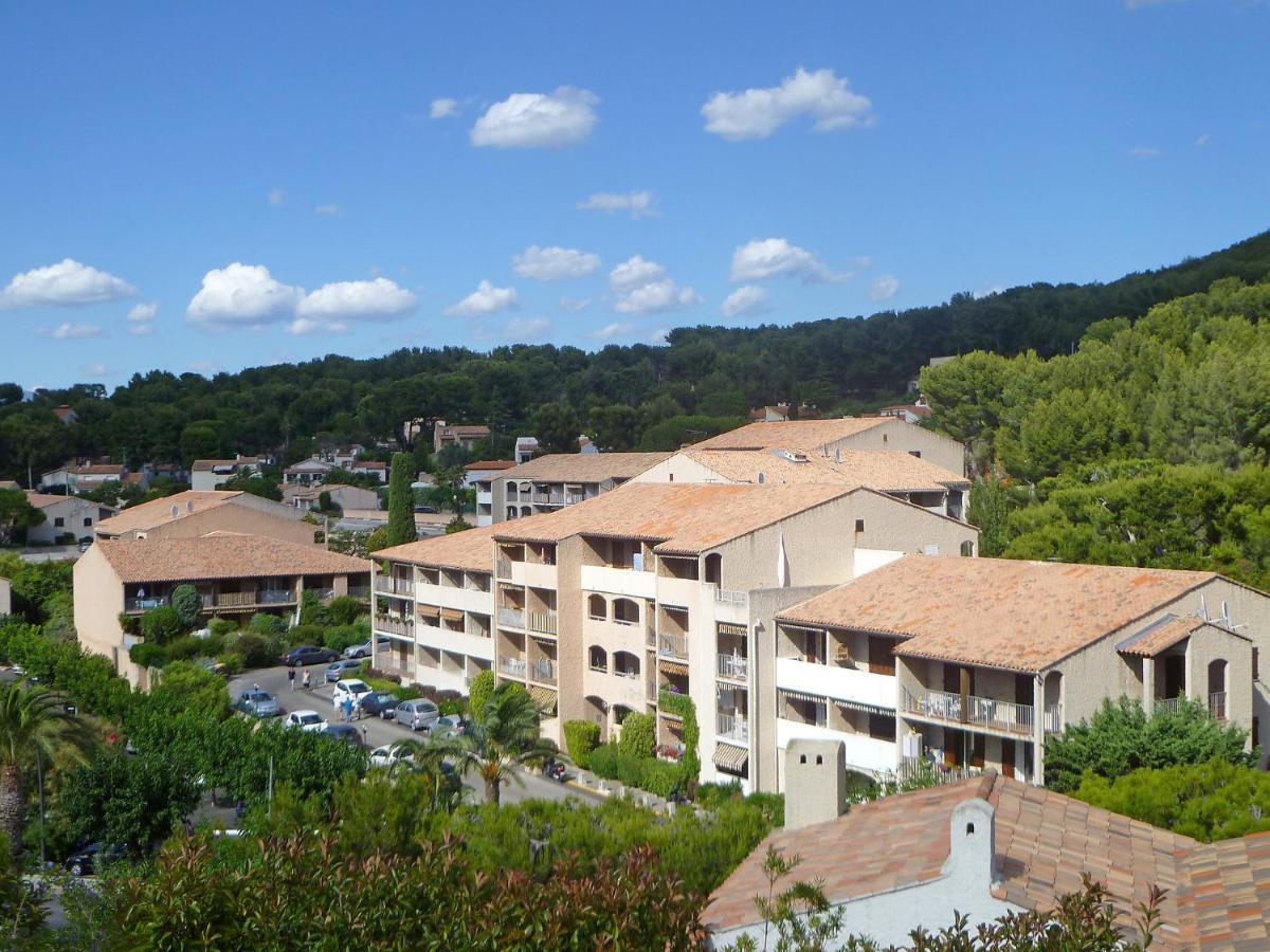 Apartment Les Aigues Marines-58 By Interhome Saint-Cyr-sur-Mer Exterior photo